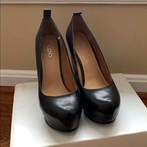 Black ALDO Platform Wedge Pumps